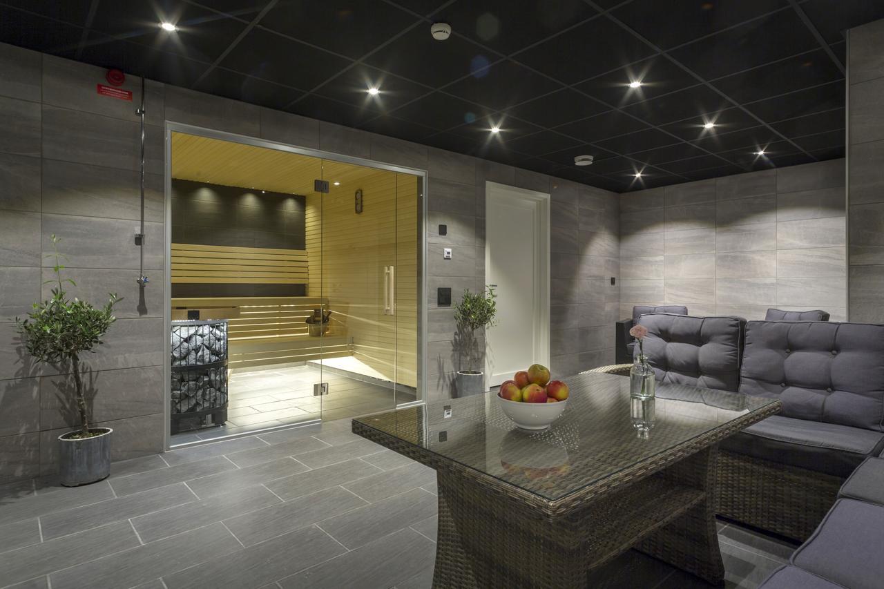 First Hotel Dragonen أوميو المظهر الخارجي الصورة